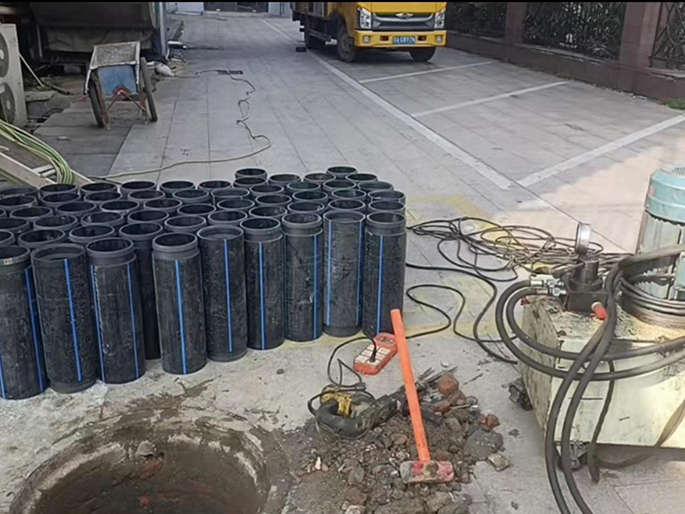 顺德PE置换管厂家 DN315置换管 非开挖管短管置换